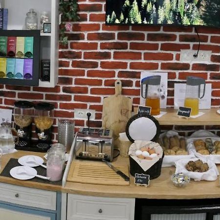 Hotel Mediterraneo 입스 안 데어 도나우 외부 사진