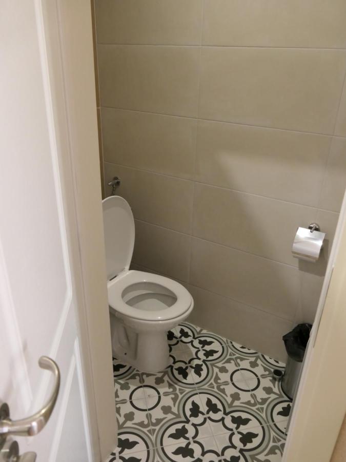 Hotel Mediterraneo 입스 안 데어 도나우 외부 사진